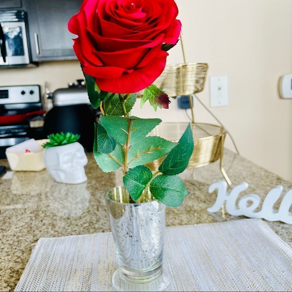 💥Teleflora  | Golden Speckled Vase💥 - Picture 3 of 8